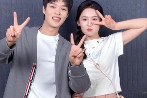 柯淳翟一莹三搭新剧《栀栀复栀栀》开机，韩雨彤沉思新剧待播
