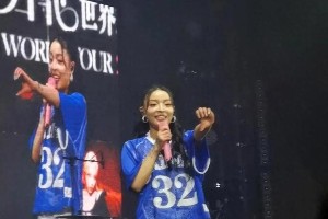 VaVa《乘风2025》二公舞台惊艳全场，rap舞蹈完美融合