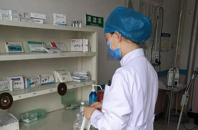 刘禹彤工作照