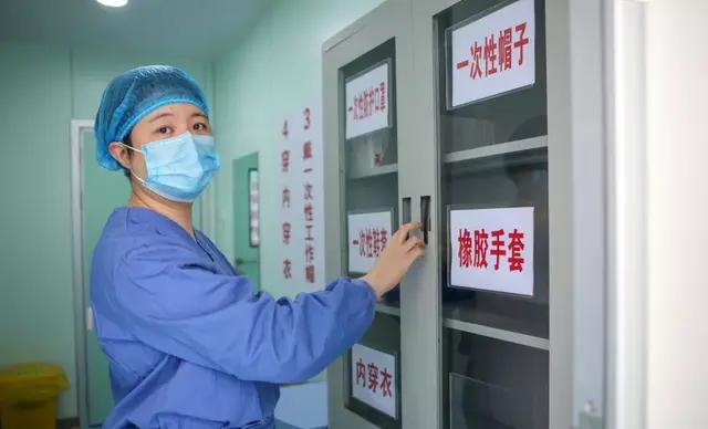 千雅丽工作照