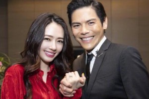 向佐郭碧婷日本樱花行：直男拍照技术引热议