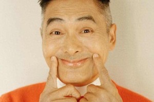 发哥70岁状态惊艳，港片传奇分享演艺圈见解